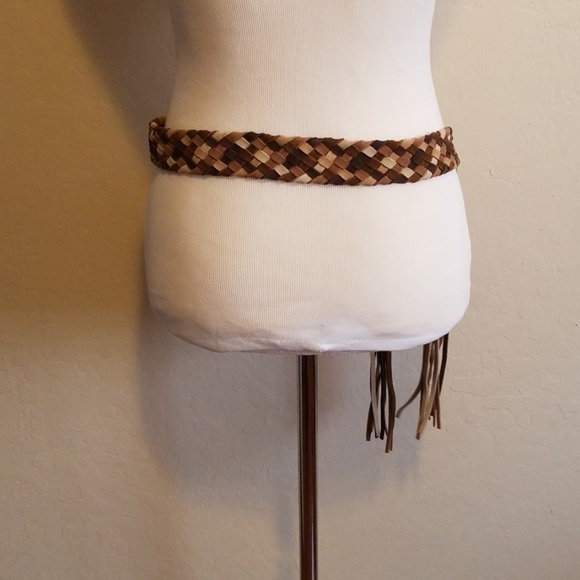 Lot Of 4 Fashion Belts - Picture 6 of 8